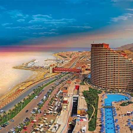 Porto Sokhna Pyramids Apartments Powered By Amer-Group Family Only