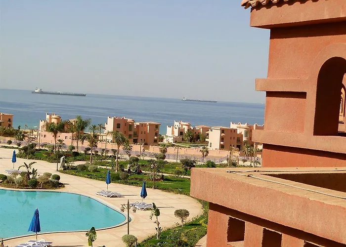 Porto Sokhna Pyramids Family Only